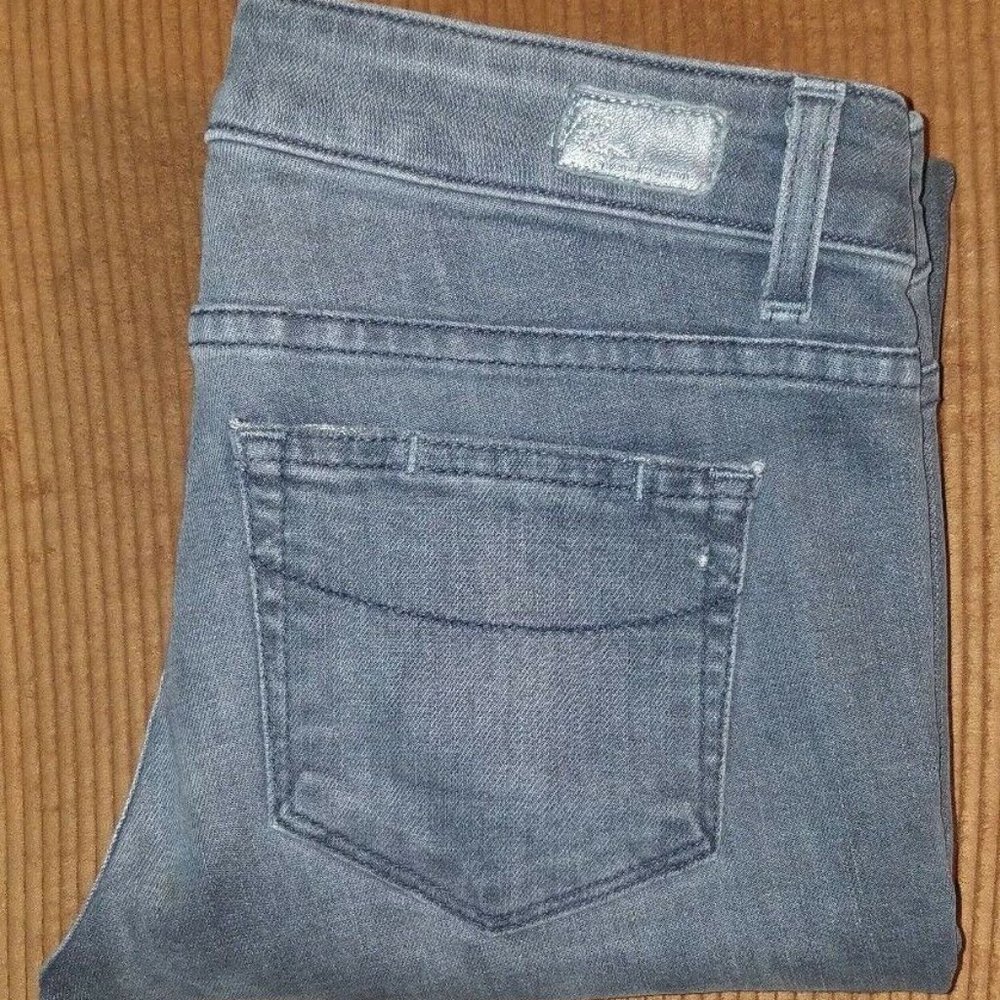 Paige Blue Heights Women Size 27 jeans